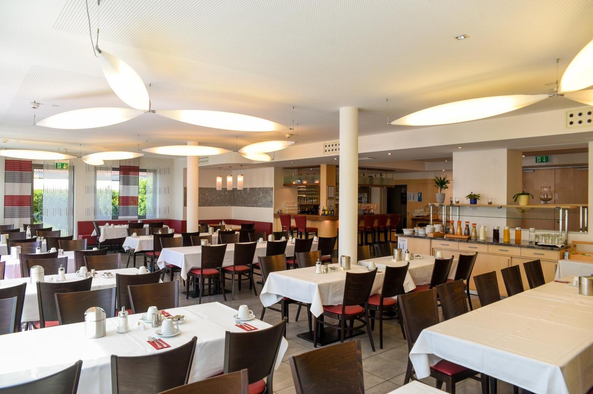 נוימרקט אין דר אוברפפלץ Hotel Nuernberger Hof מראה חיצוני תמונה