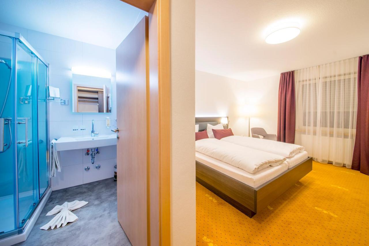 נוימרקט אין דר אוברפפלץ Hotel Nuernberger Hof מראה חיצוני תמונה